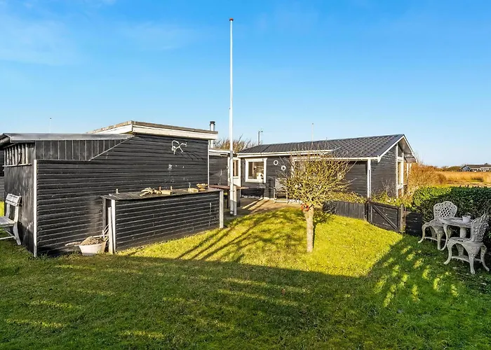 1 Bedroom Lovely In Дом отдыха Logstor