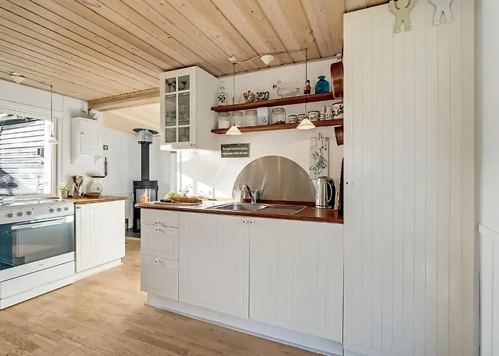 1 Bedroom Lovely In Дом отдыха Logstor