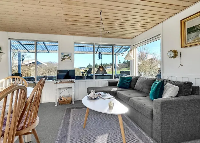 1 Bedroom Lovely In Logstor